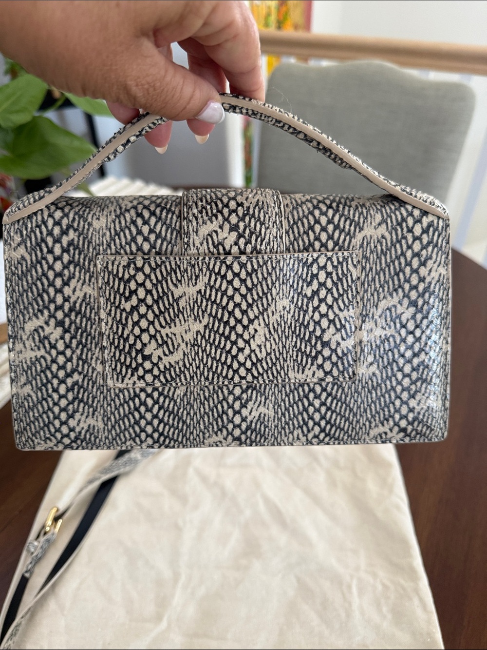 Jacquemus Le Grand Bambino Black & White Snakeskin-Effect Mini Bag - Picture 4 of 6